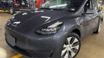 TESLA MODEL Y 2022 7SAYGDEE0NF354056 image